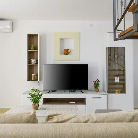 Βίλα House Angela With Private Pool, Private Parking, Wi-fi And Fully Fenced Garden - Wiibuk Divšići
