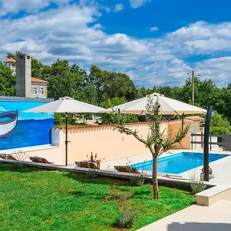 House Angela With Private Pool, Private Parking, Wi-fi And Fully Fenced Garden - Wiibuk Villa Divšići